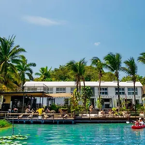 Hostel The Yak House -, Bacalar